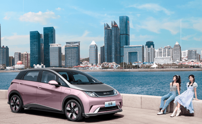 �ȁ��Ϻ������N��20�f������Ů܇��������