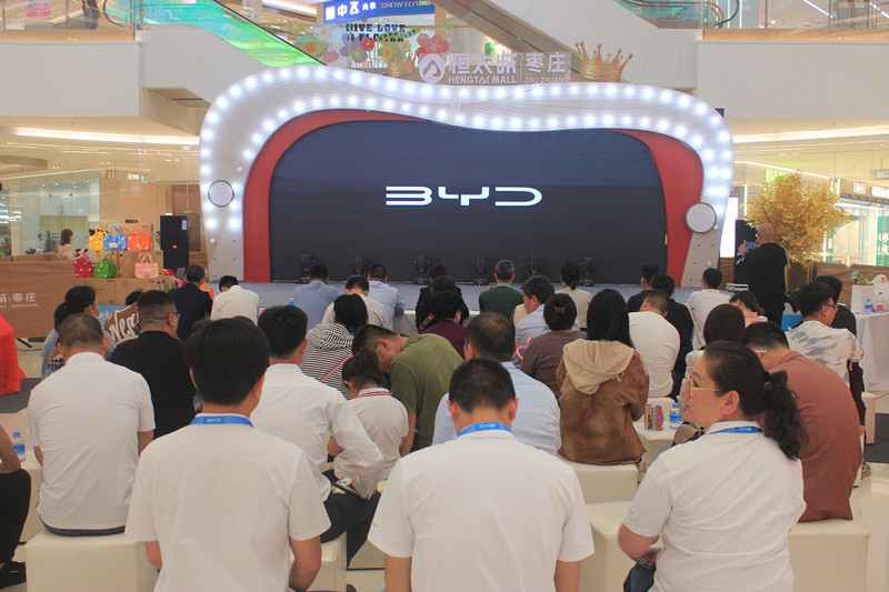 ���t�I(l��ng)����������£����f�ȁ��Ϻ���W(w��ng)�Ŀ��ذ�܇�ͼ��w����