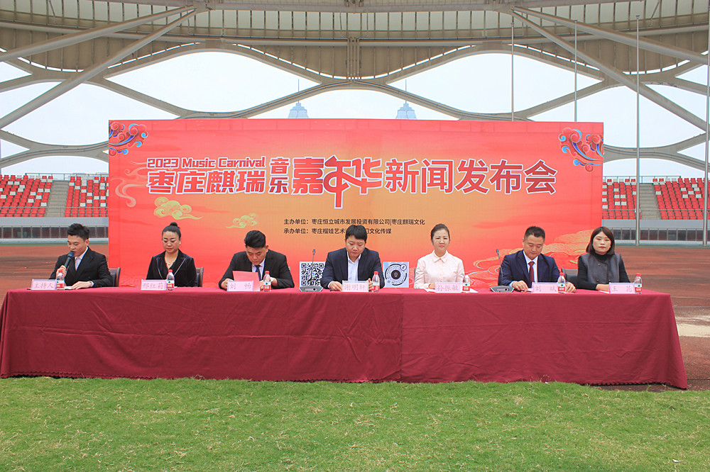 ���l(f��)�������_��11��4�� ���f��ӭ���������������Aʢ���ݳ���